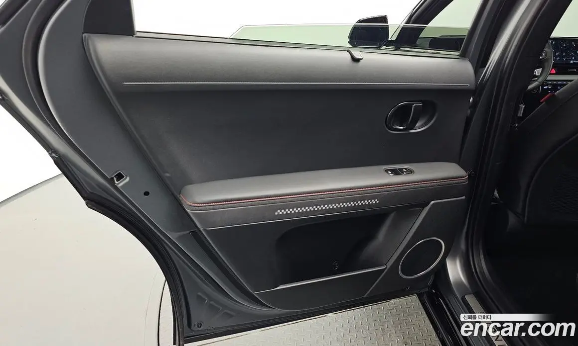 Hyundai Ioniq 5 2024 0.1 автомат (гидро), фото 15