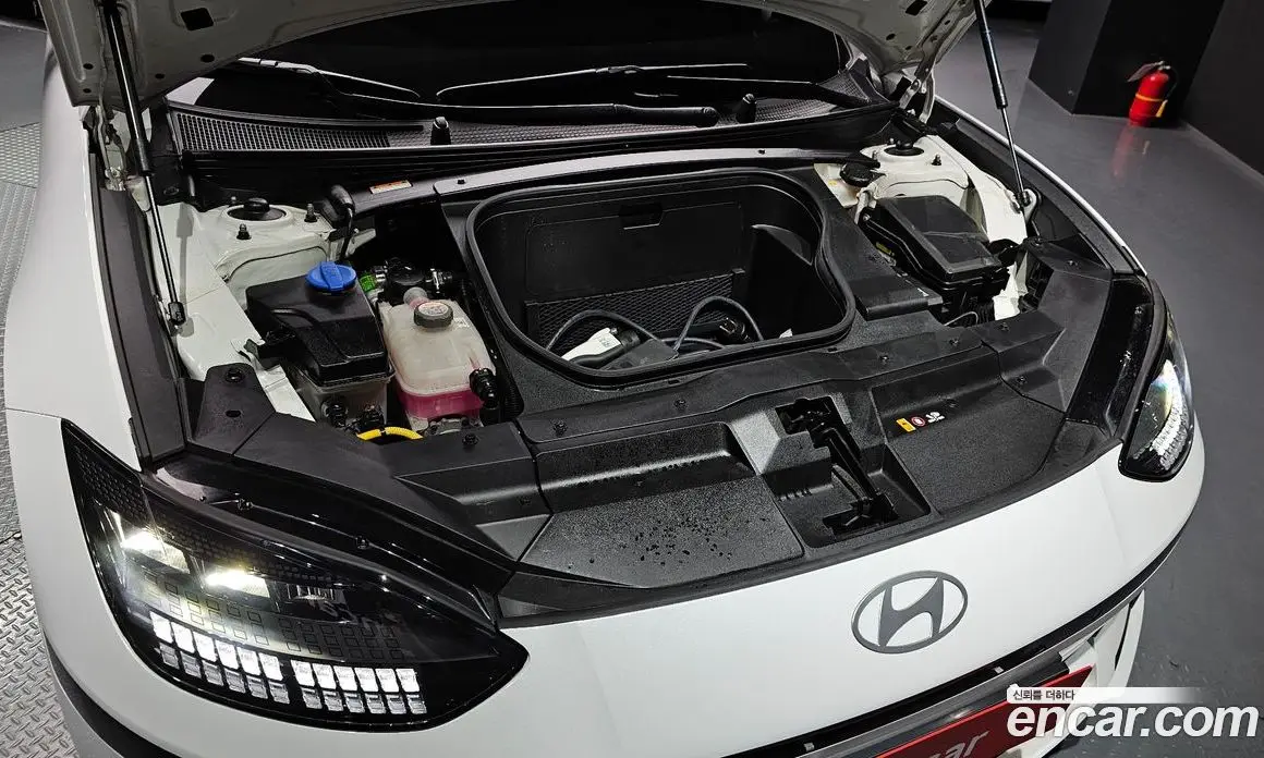 Hyundai Ioniq 6 2023 0.1 автомат (гидро), фото 5