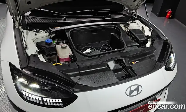 Hyundai Ioniq 6 2023 0.1 автомат (гидро), миниатюра 5