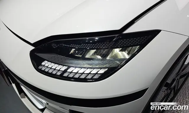 Hyundai Ioniq 6 2023 0.1 автомат (гидро), миниатюра 7