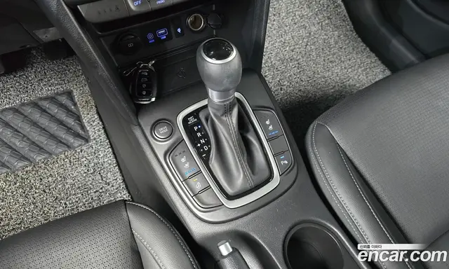 Hyundai Kona 2020 1.6 автомат (гидро), миниатюра 12