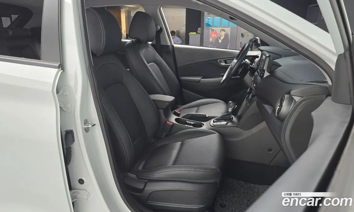 Hyundai Kona 2020 1.6 автомат (гидро), фото 16