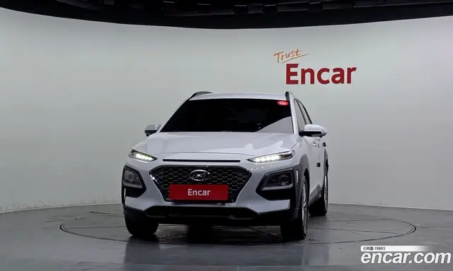 Hyundai Kona 2020 1.6 автомат (гидро), миниатюра 3