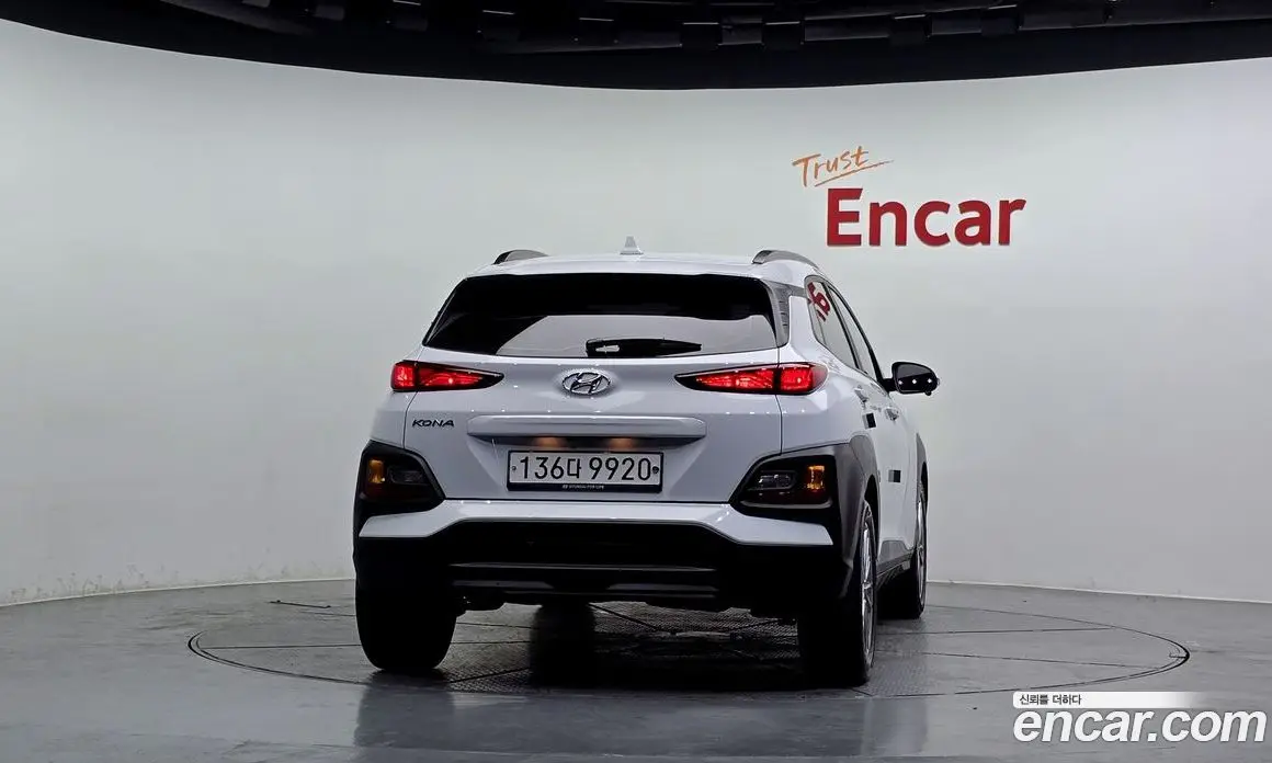 Hyundai Kona 2020 1.6 автомат (гидро), фото 4