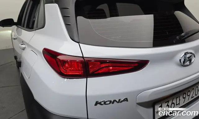 Hyundai Kona 2020 1.6 автомат (гидро), миниатюра 9