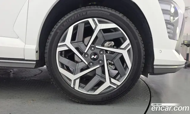 Hyundai Kona 2023 1.6 автомат (гидро), миниатюра 6
