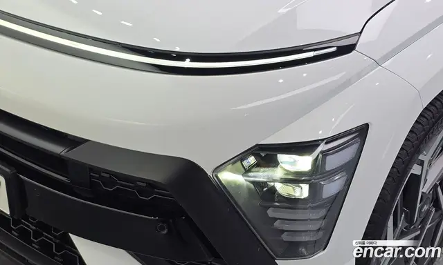 Hyundai Kona 2023 1.6 автомат (гидро), миниатюра 7