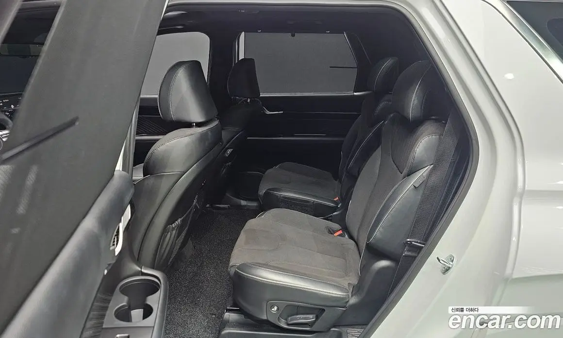 Hyundai Palisade 2024 3.8 автомат (гидро), фото 18