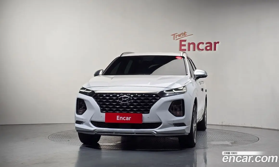 Hyundai Santa Fe 2018 2.0 автомат (гидро), фото 3 Hyundai Santa Fe 2018 2.0 автомат (гидро), фото 3