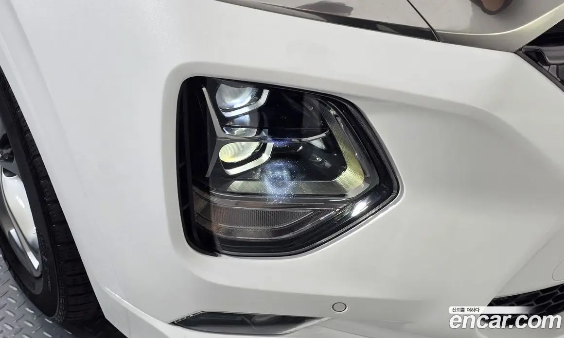 Hyundai Santa Fe 2018 2.0 автомат (гидро), фото 8 Hyundai Santa Fe 2018 2.0 автомат (гидро), фото 8
