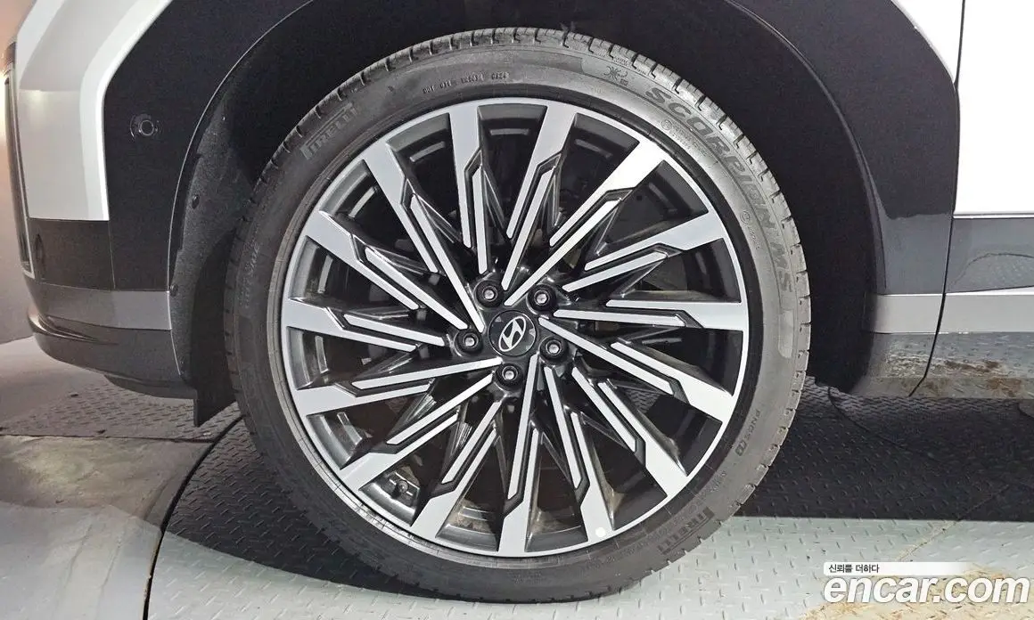 Hyundai Santa Fe 2025 2.5 автомат (гидро), фото 5