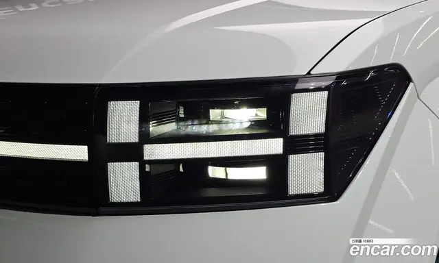 Hyundai Santa Fe 2025 2.5 автомат (гидро), миниатюра 8