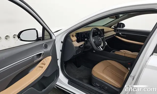 Hyundai Sonata 2024 1.6 автомат (гидро), миниатюра 12