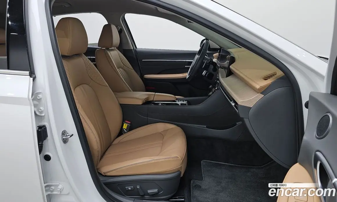 Hyundai Sonata 2024 1.6 автомат (гидро), фото 16 Hyundai Sonata 2024 1.6 автомат (гидро), фото 16