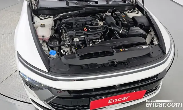 Hyundai Sonata 2024 1.6 автомат (гидро), миниатюра 5 Hyundai Sonata 2024 1.6 автомат (гидро), миниатюра 5