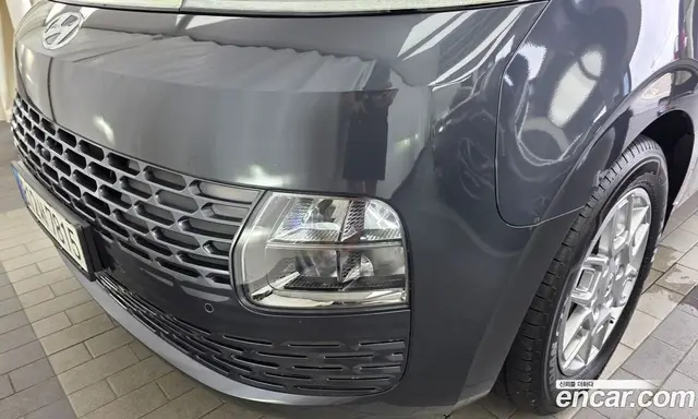 Hyundai Staria 2022 3.5 автомат (гидро), миниатюра 8