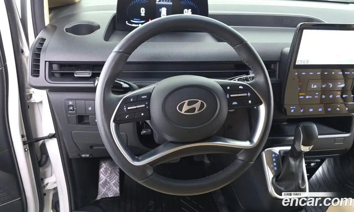 Hyundai Staria 2024 3.5 автомат (гидро), фото 19 Hyundai Staria 2024 3.5 автомат (гидро), фото 19
