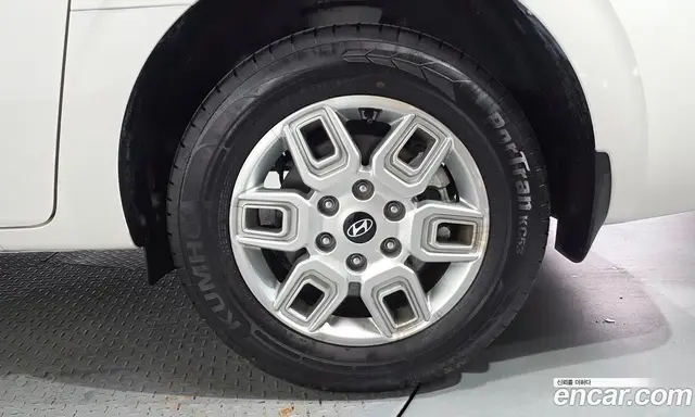 Hyundai Staria 2024 3.5 автомат (гидро), миниатюра 7 Hyundai Staria 2024 3.5 автомат (гидро), миниатюра 7