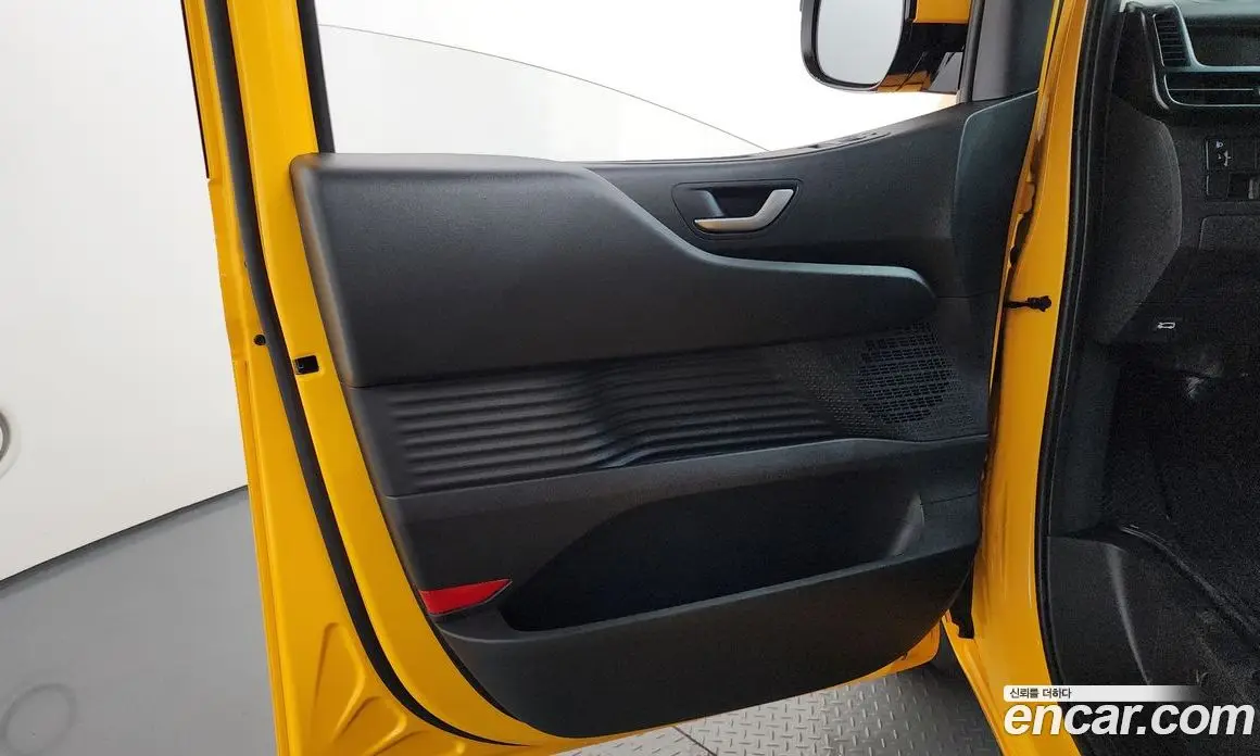 Hyundai Staria 2026 3.5 автомат (гидро), фото 14 Hyundai Staria 2026 3.5 автомат (гидро), фото 14