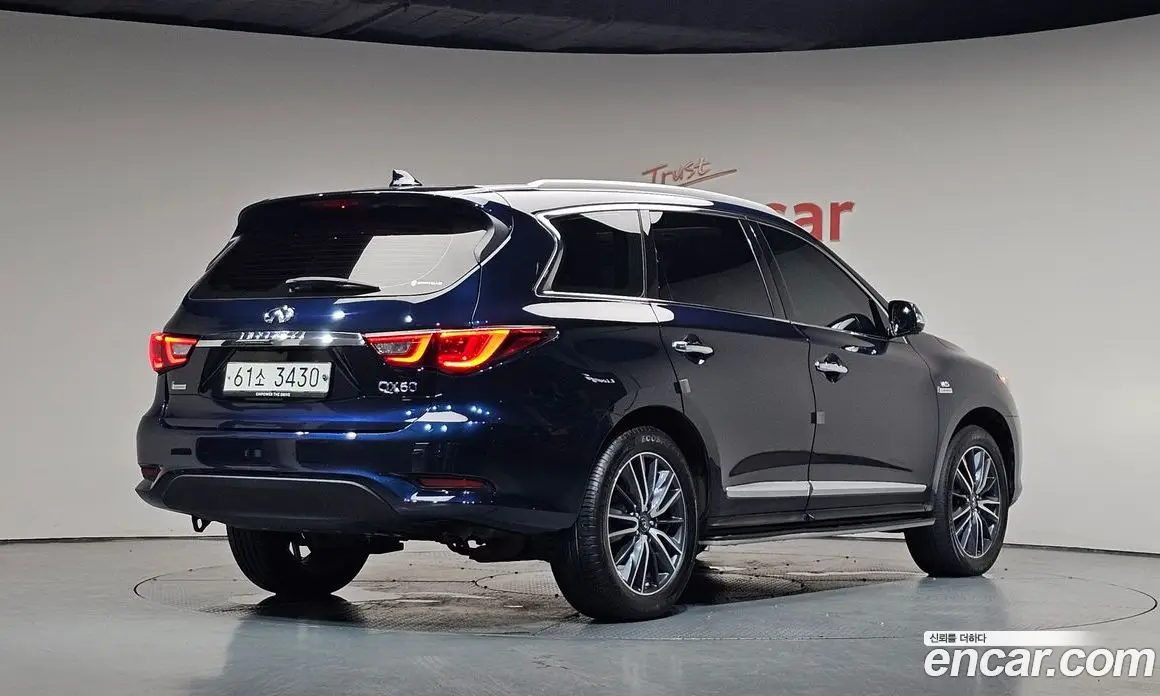 Infiniti QX60 2018 3.5 автомат (гидро), фото 2 Infiniti QX60 2018 3.5 автомат (гидро), фото 2