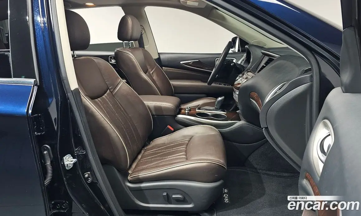 Infiniti QX60 2018 3.5 автомат (гидро), фото 16 Infiniti QX60 2018 3.5 автомат (гидро), фото 16
