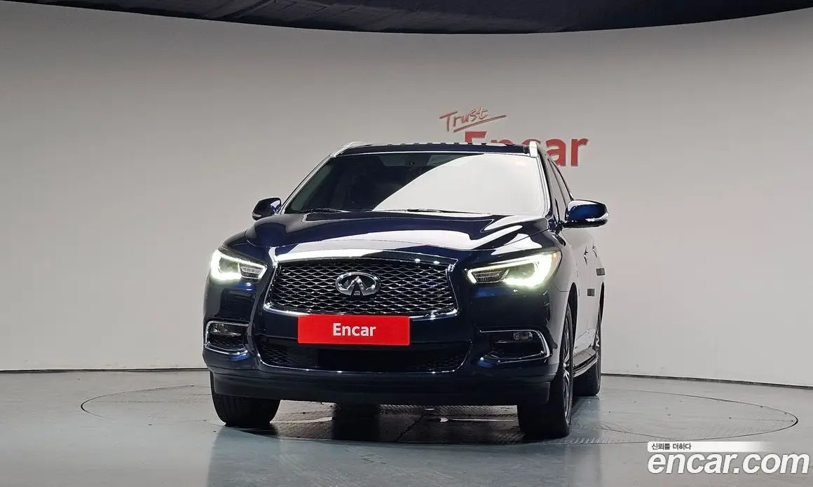 Infiniti QX60 2018 3.5 автомат (гидро), фото 3 Infiniti QX60 2018 3.5 автомат (гидро), фото 3