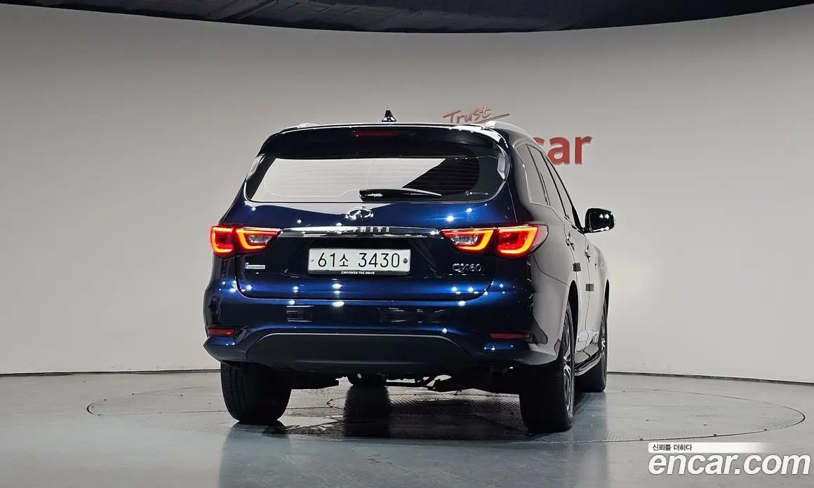 Infiniti QX60 2018 3.5 автомат (гидро), фото 4 Infiniti QX60 2018 3.5 автомат (гидро), фото 4
