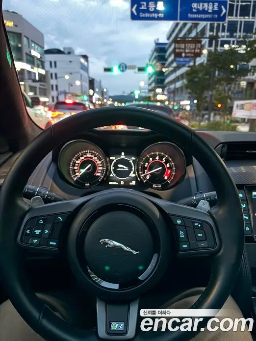 Jaguar F-Type 2016 5.0 автомат (гидро), фото 8