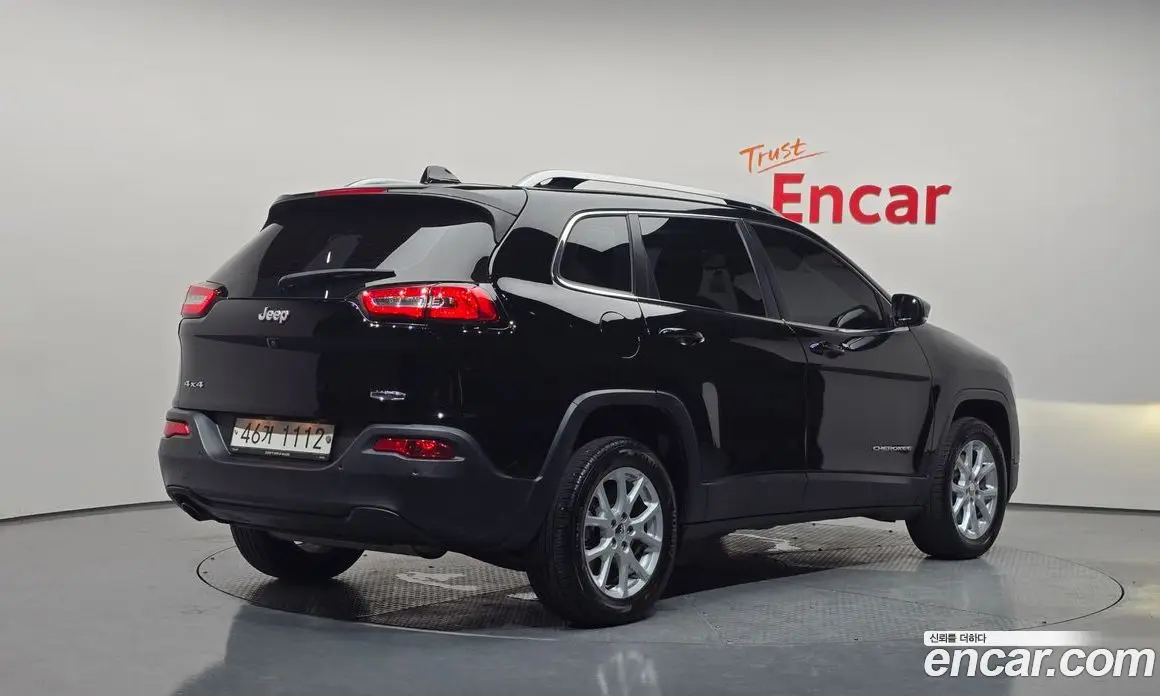 Jeep Cherokee 2017 2.4 автомат (гидро), фото 1 Jeep Cherokee 2017 2.4 автомат (гидро), фото 1