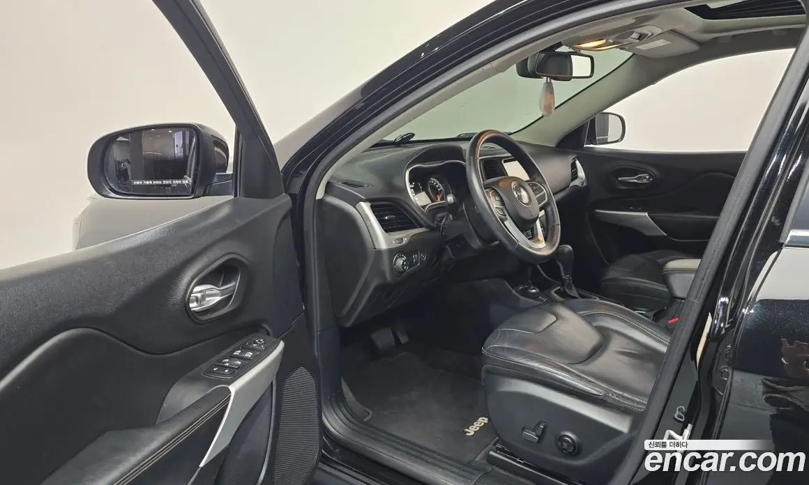 Jeep Cherokee 2017 2.4 автомат (гидро), фото 12 Jeep Cherokee 2017 2.4 автомат (гидро), фото 12