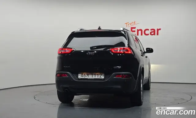 Jeep Cherokee 2017 2.4 автомат (гидро), миниатюра 3 Jeep Cherokee 2017 2.4 автомат (гидро), миниатюра 3