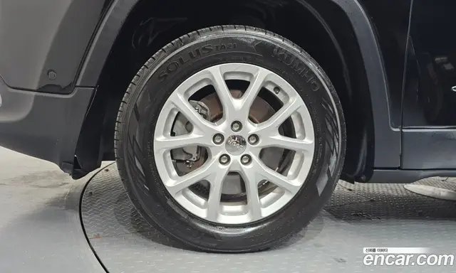 Jeep Cherokee 2017 2.4 автомат (гидро), миниатюра 4 Jeep Cherokee 2017 2.4 автомат (гидро), миниатюра 4