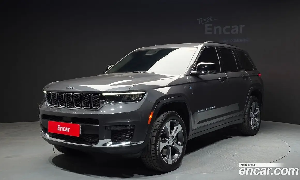 Jeep Cherokee 2023 2.0 автомат (гидро), фото 1 Jeep Cherokee 2023 2.0 автомат (гидро), фото 1