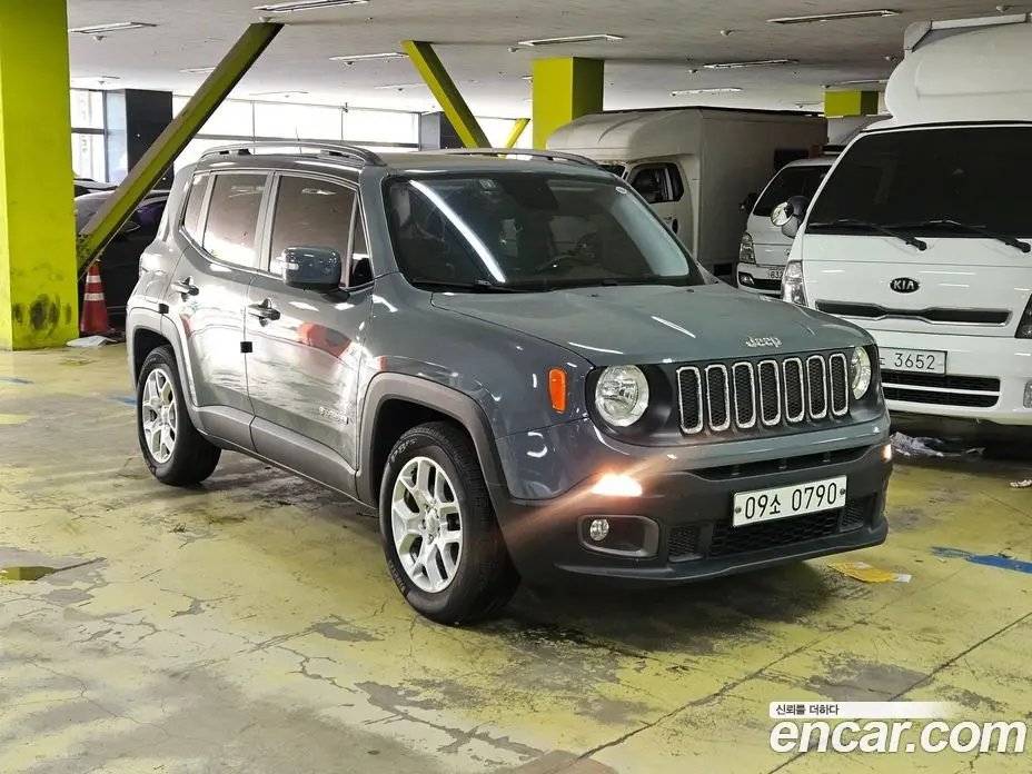 Jeep Renegade 2016 2.4 автомат (гидро), фото 2 Jeep Renegade 2016 2.4 автомат (гидро), фото 2