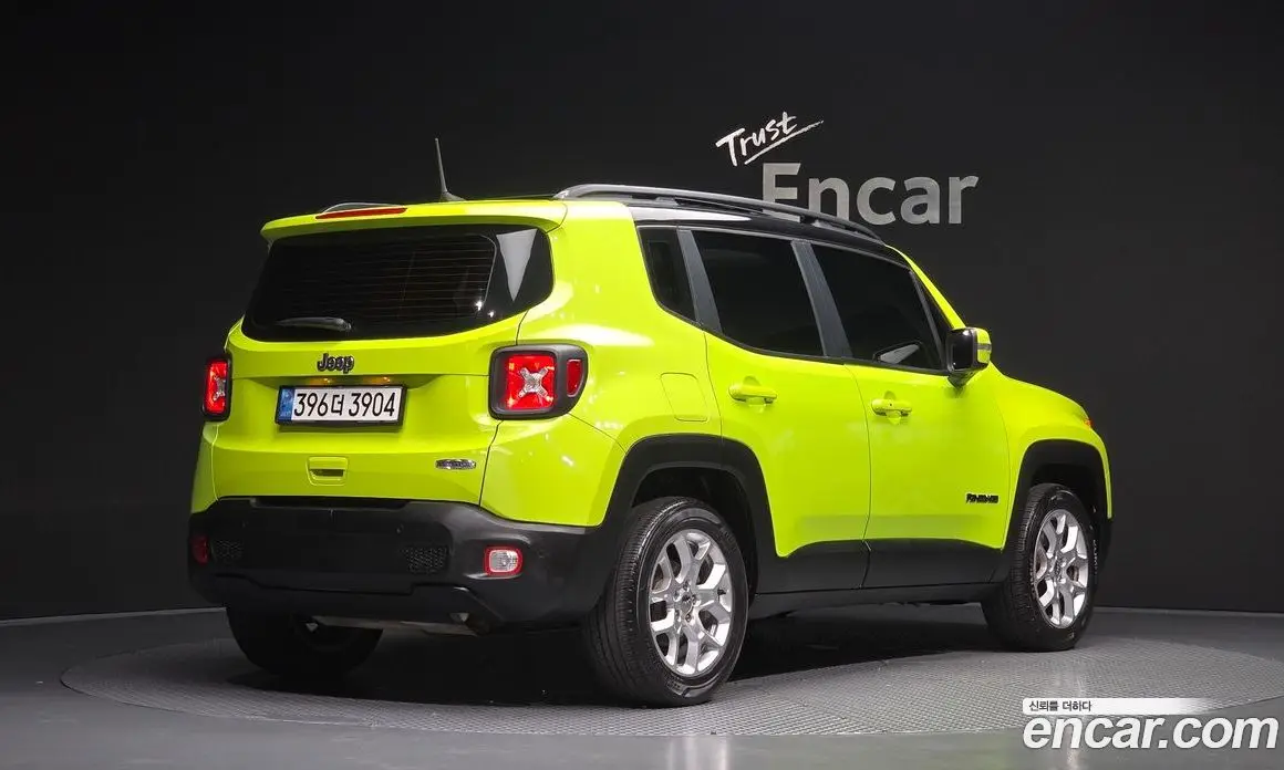 Jeep Renegade 2018 2.4 автомат (гидро), фото 2 Jeep Renegade 2018 2.4 автомат (гидро), фото 2