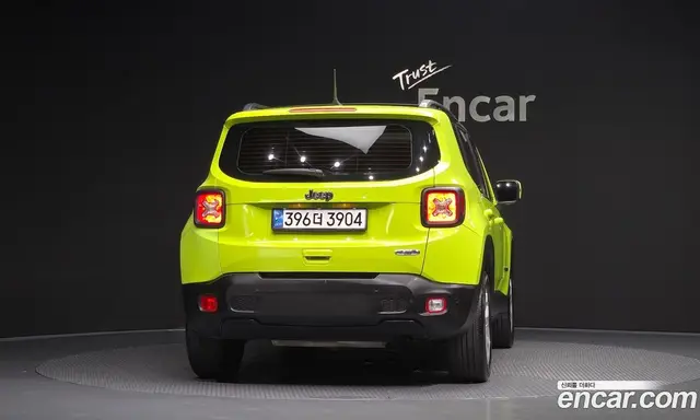 Jeep Renegade 2018 2.4 автомат (гидро), миниатюра 4 Jeep Renegade 2018 2.4 автомат (гидро), миниатюра 4