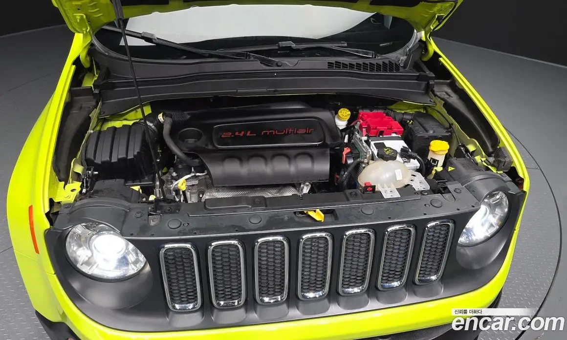 Jeep Renegade 2018 2.4 автомат (гидро), фото 6 Jeep Renegade 2018 2.4 автомат (гидро), фото 6
