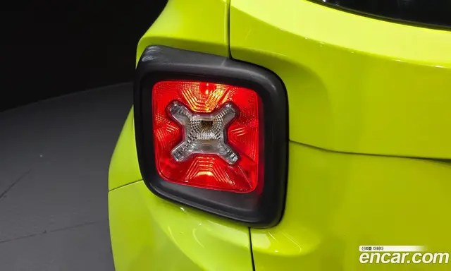 Jeep Renegade 2018 2.4 автомат (гидро), миниатюра 9 Jeep Renegade 2018 2.4 автомат (гидро), миниатюра 9