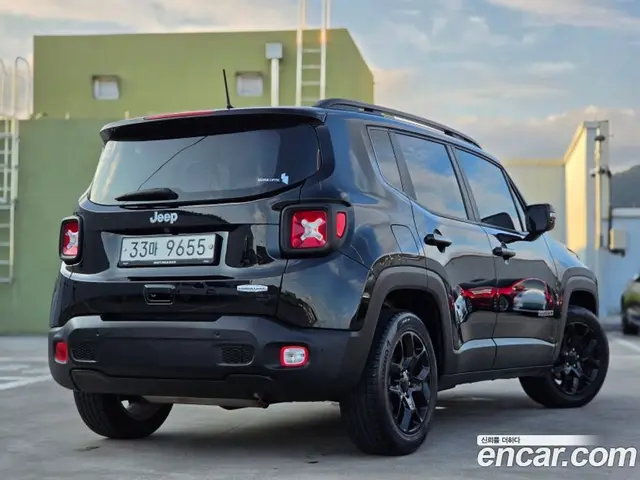 Jeep Renegade 2018 2.4 автомат (гидро), миниатюра 2 Jeep Renegade 2018 2.4 автомат (гидро), миниатюра 2