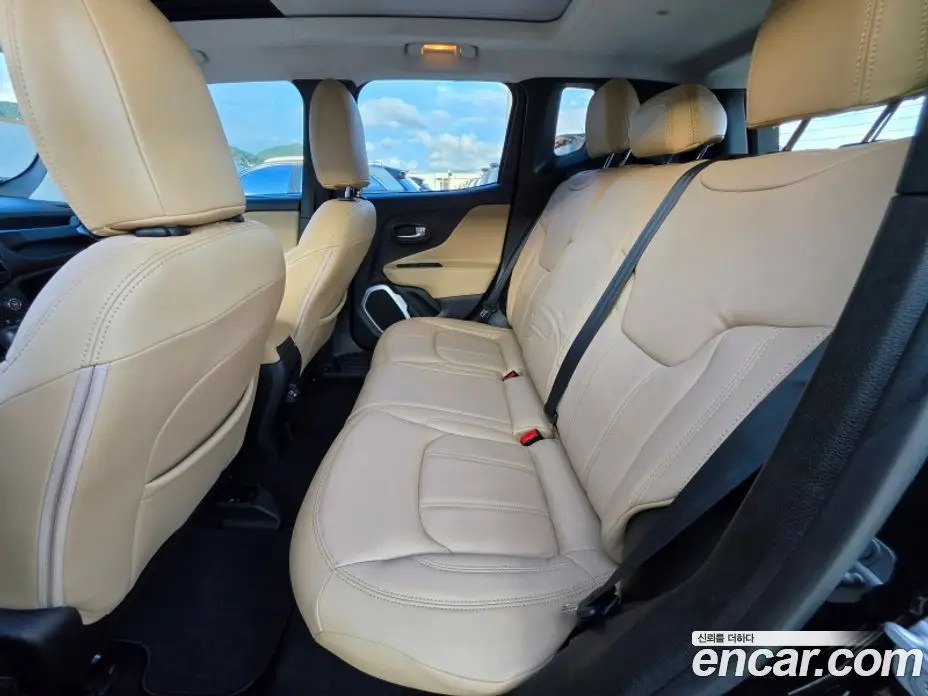 Jeep Renegade 2018 2.4 автомат (гидро), фото 12 Jeep Renegade 2018 2.4 автомат (гидро), фото 12