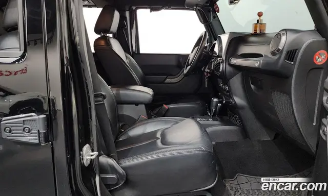 Jeep Wrangler 2013 2.8 автомат (гидро), миниатюра 11 Jeep Wrangler 2013 2.8 автомат (гидро), миниатюра 11