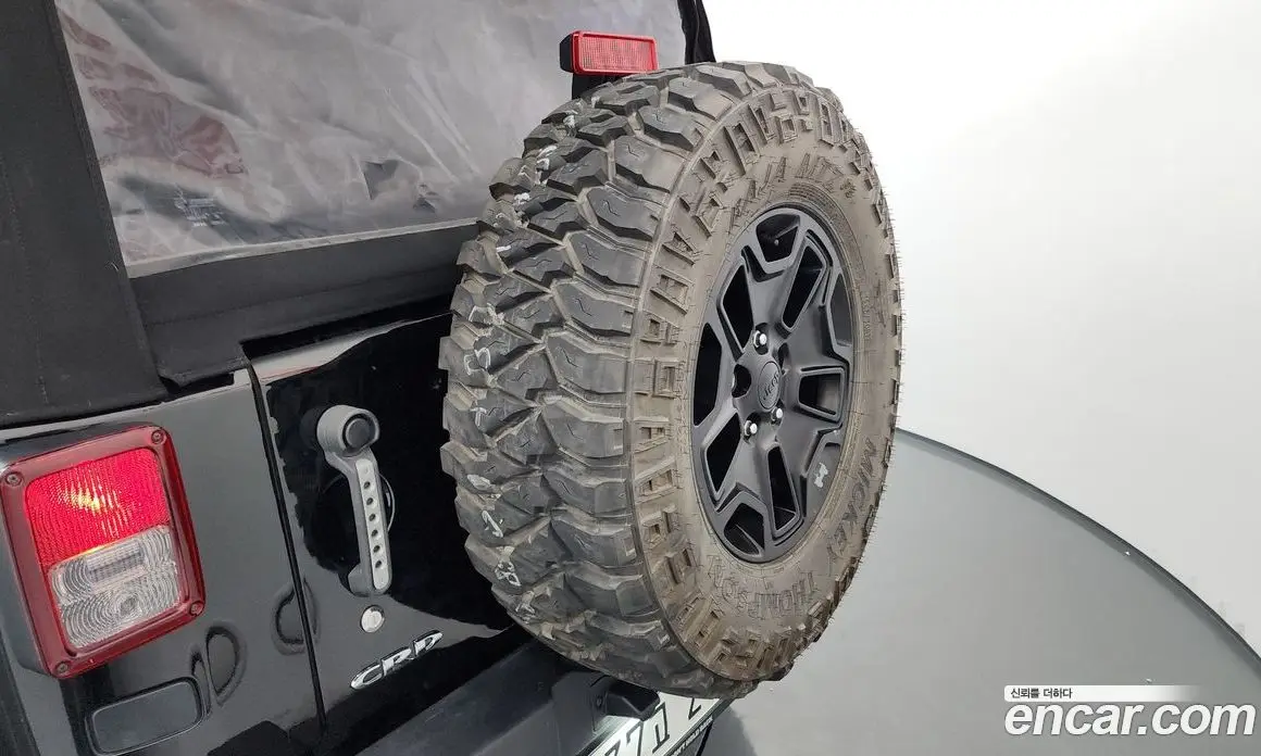 Jeep Wrangler 2013 2.8 автомат (гидро), фото 13 Jeep Wrangler 2013 2.8 автомат (гидро), фото 13
