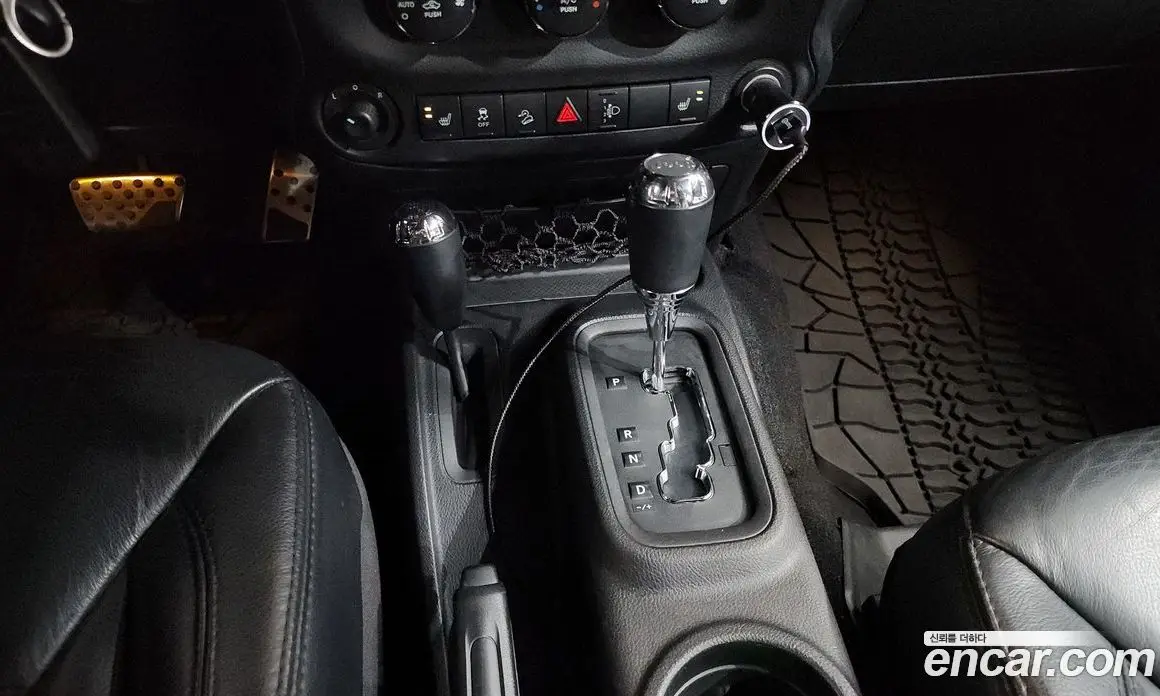 Jeep Wrangler 2013 2.8 автомат (гидро), фото 9 Jeep Wrangler 2013 2.8 автомат (гидро), фото 9