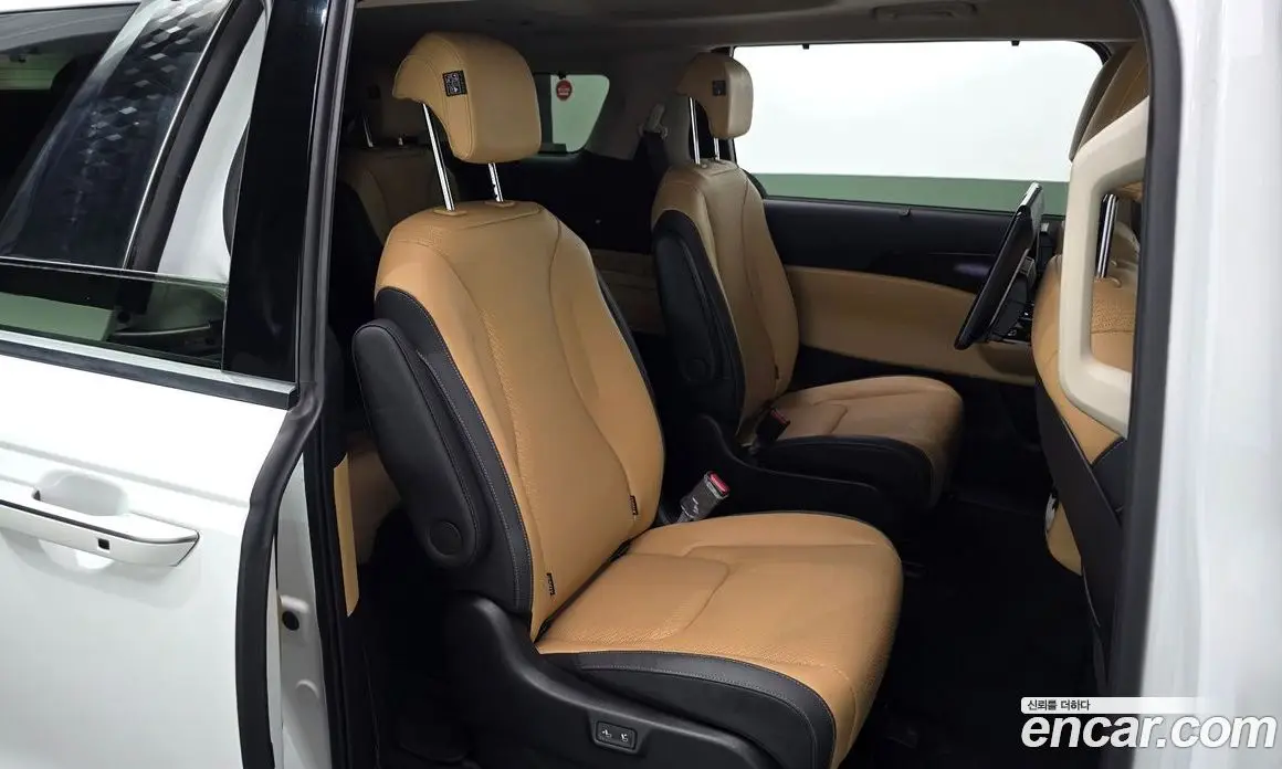 Kia Carnival 2022 3.5 автомат (гидро), фото 18 Kia Carnival 2022 3.5 автомат (гидро), фото 18