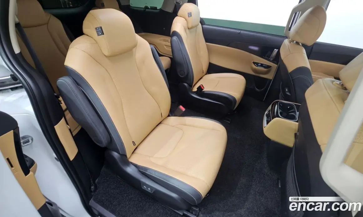 Kia Carnival 2023 2.2 автомат (гидро), фото 12 Kia Carnival 2023 2.2 автомат (гидро), фото 12