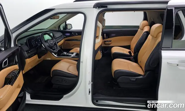 Kia Carnival 2023 2.2 автомат (гидро), миниатюра 10 Kia Carnival 2023 2.2 автомат (гидро), миниатюра 10