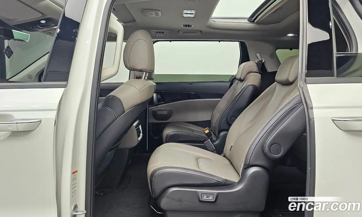 Kia Carnival 2024 2.2 автомат (гидро), фото 18 Kia Carnival 2024 2.2 автомат (гидро), фото 18