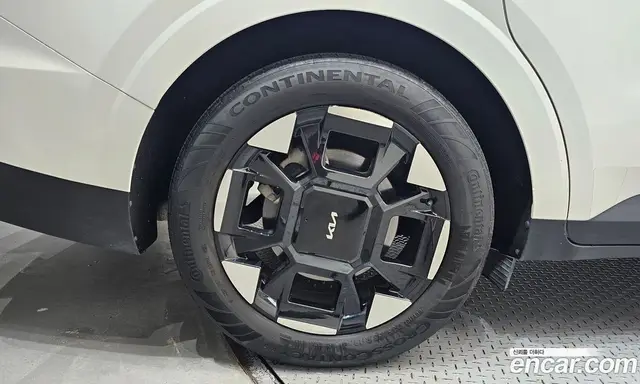 Kia Carnival 2024 2.2 автомат (гидро), миниатюра 5 Kia Carnival 2024 2.2 автомат (гидро), миниатюра 5