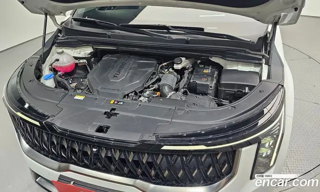Kia Carnival 2024 2.2 автомат (гидро), миниатюра 6 Kia Carnival 2024 2.2 автомат (гидро), миниатюра 6