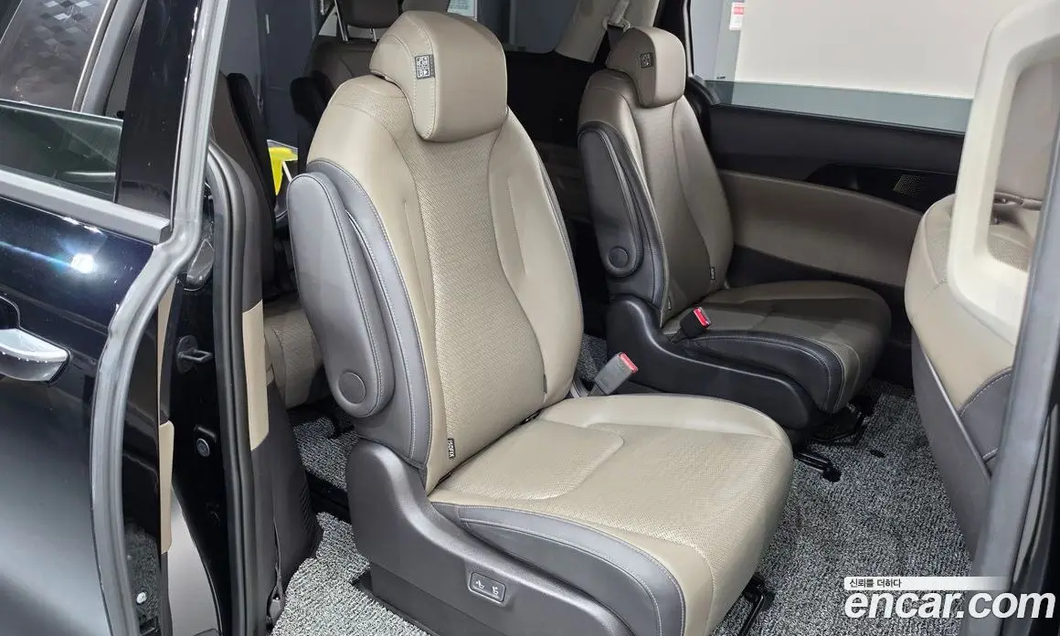 Kia Carnival 2025 3.5 автомат (гидро), фото 17